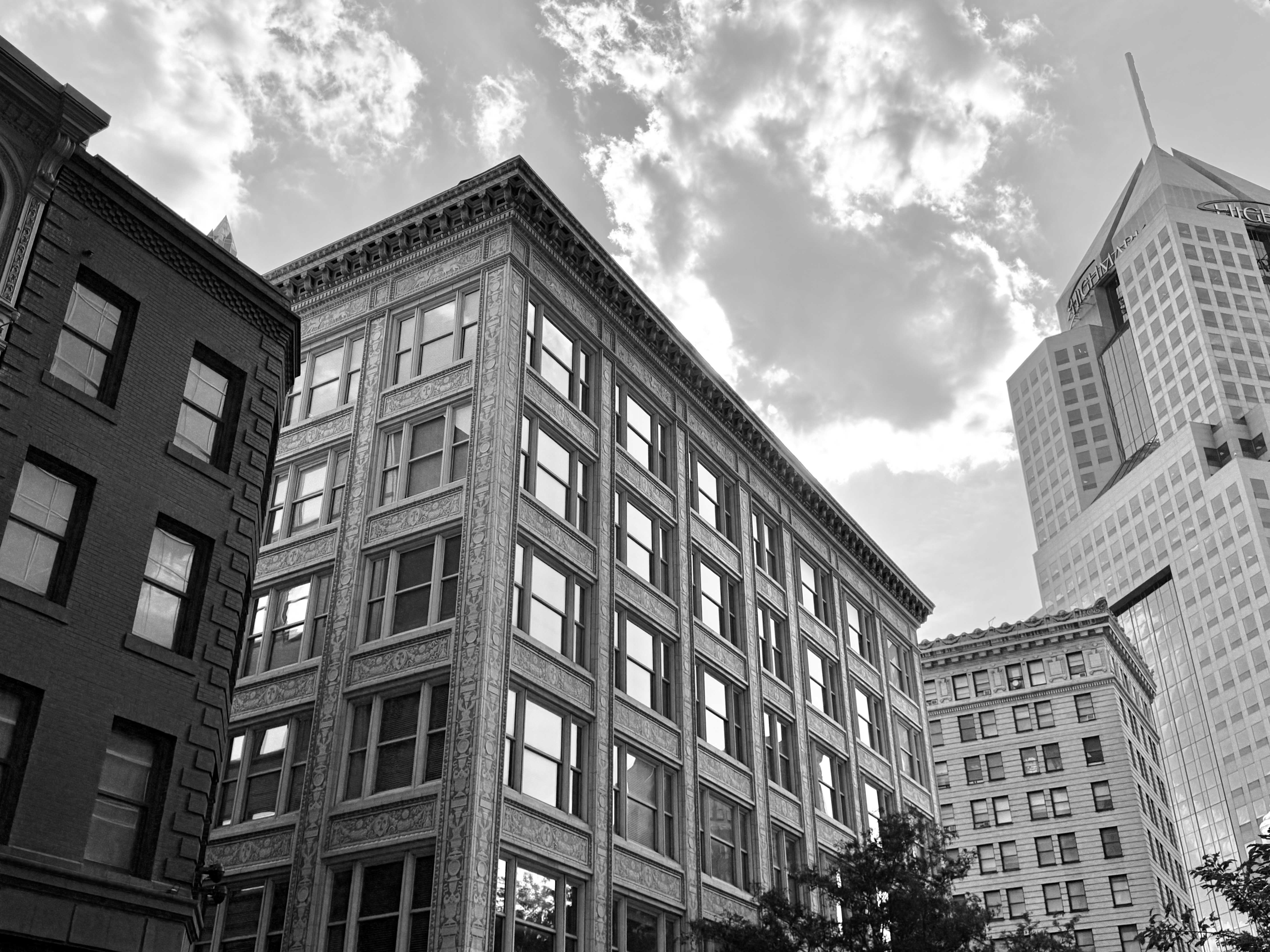 Buhl Building, Fifth Avenue.