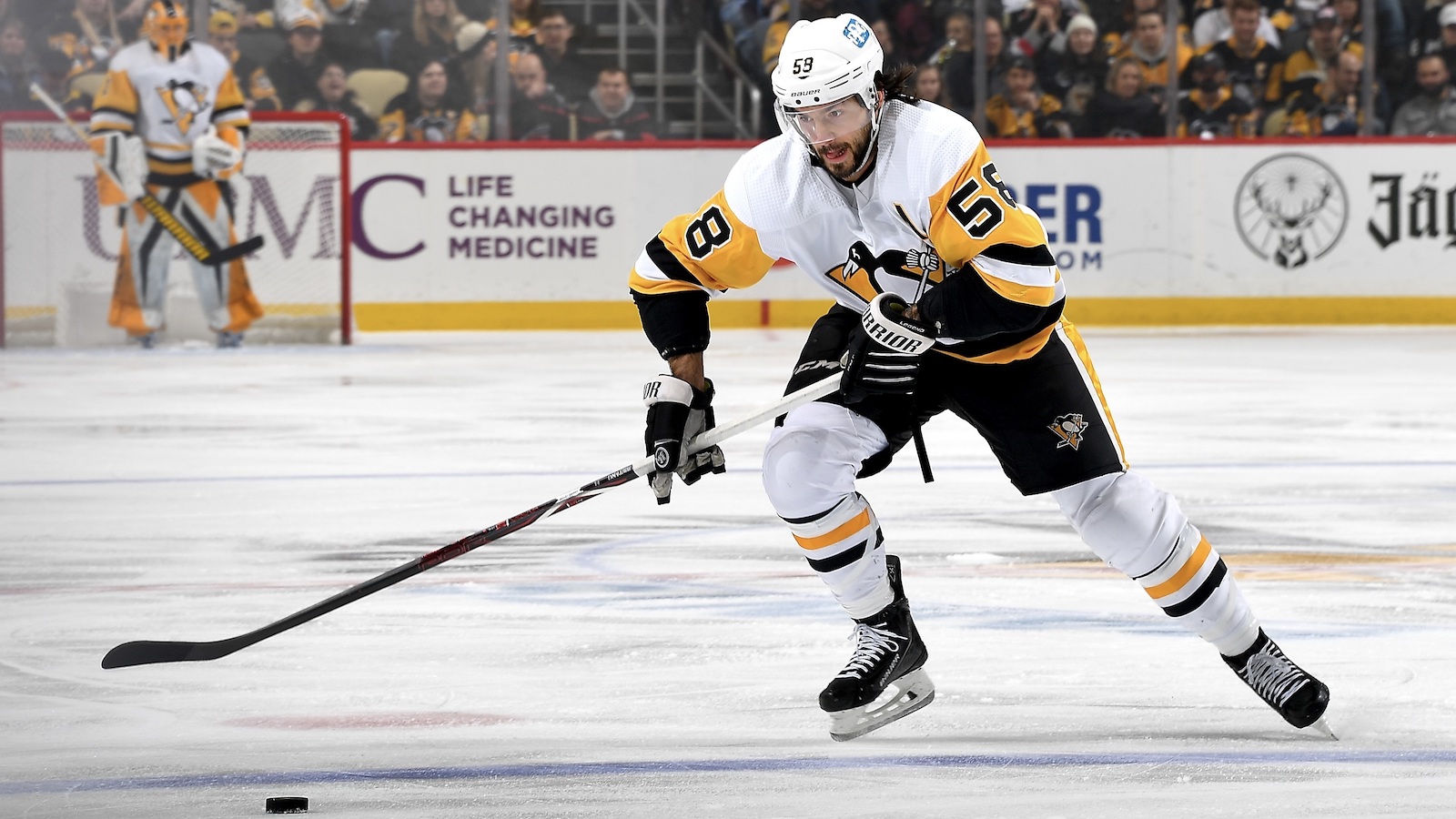 Penguins' Kris Letang voted finalist for Masterton Trophy