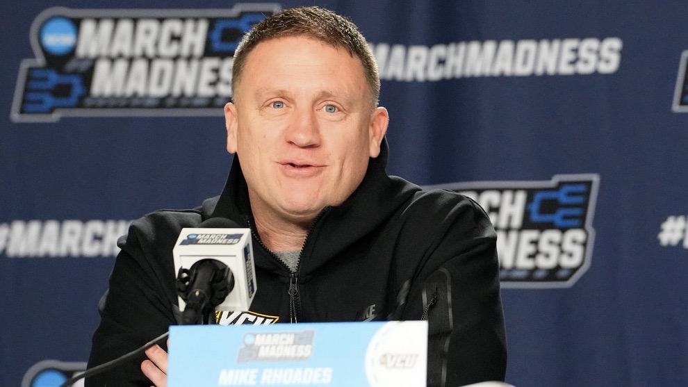 Giger: Finally, and amazingly, Penn State is committing to basketball