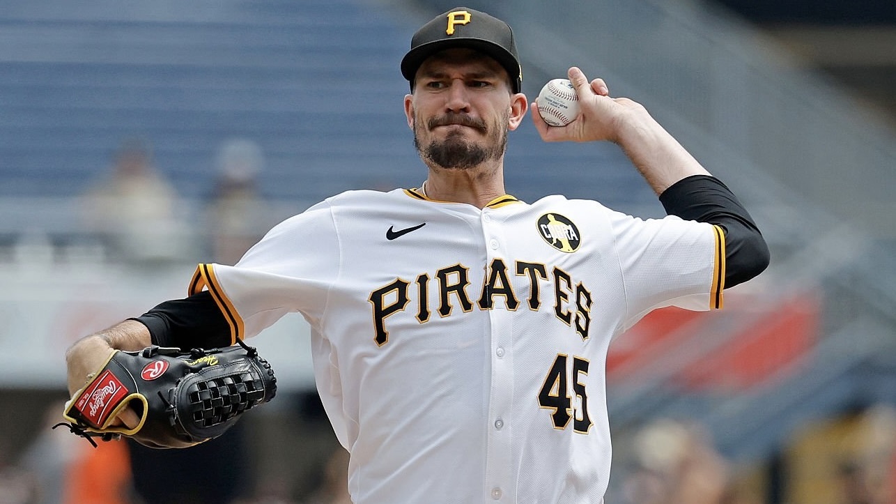 Andrew Heaney throws a pitch in the second inning of Wednesday's game at PNC Park.