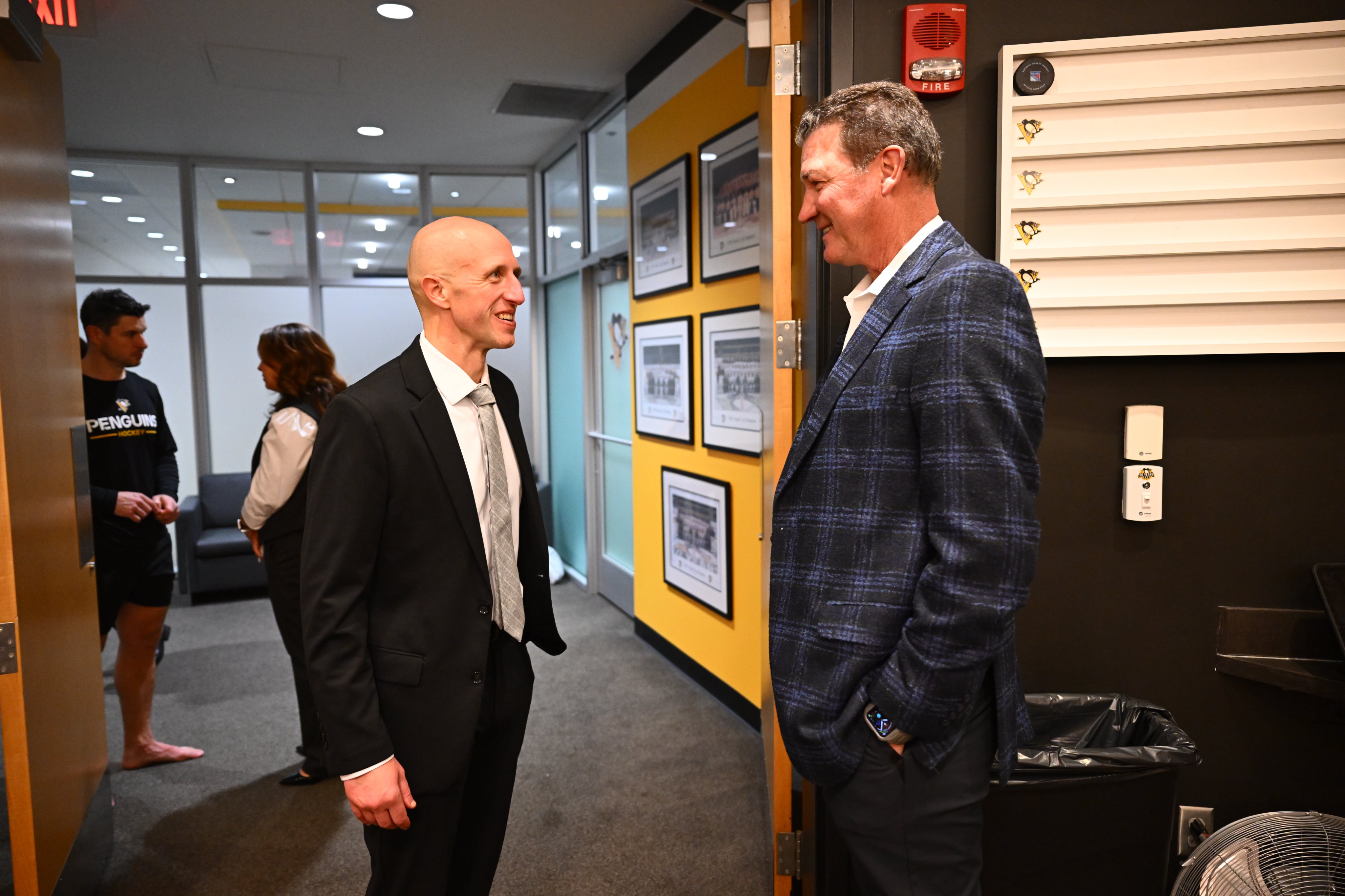 Dan Muse with Mario Lemieux