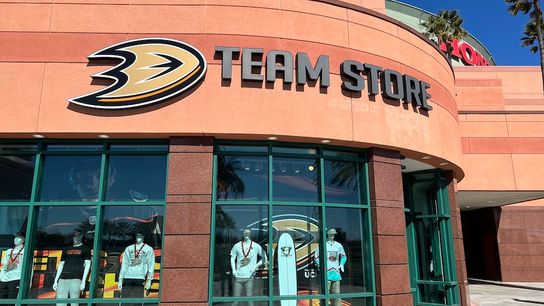 Final: Penguins practice taken in Anaheim, Calif. (Live coverage)