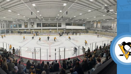 Lizotte, Dewar back on the ice taken in Cranberry, Pa.