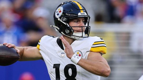 Source: Steelers to keep all four quarterbacks taken in Orchard Park, N.Y. (Top story). Photo by GETTY
