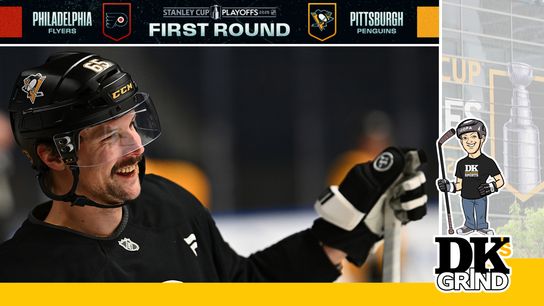 DK: Karlsson's Stanley Cup chase just beginning taken in Cranberry, Pa.. Photo by PHOTO: JOE SARGENT / GETTY