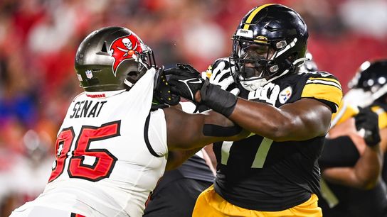 Broderick Jones blocks the Buccaneers' Deadrin Senat in the second quarter Friday night in Tampa, Fla. Broderick Jones blocks the Buccaneers' Deadrin Senat in the second quarter Friday night in Tampa, Fla.
