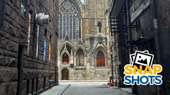 Snap Shots: Six for Sixth! taken Pittsburgh (Weekly features)