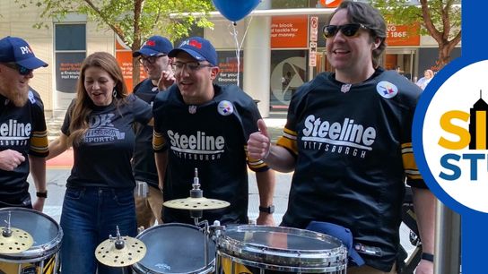 Extra hours! Mega-merch! Last call! taken in Pittsburgh