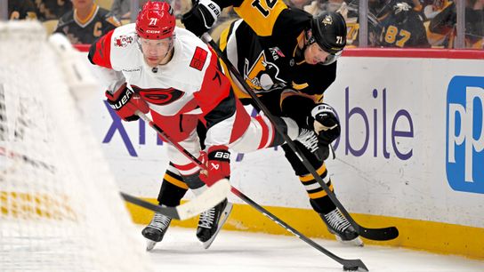 Hall's dive 'frustrating,' but no excuse taken Uptown