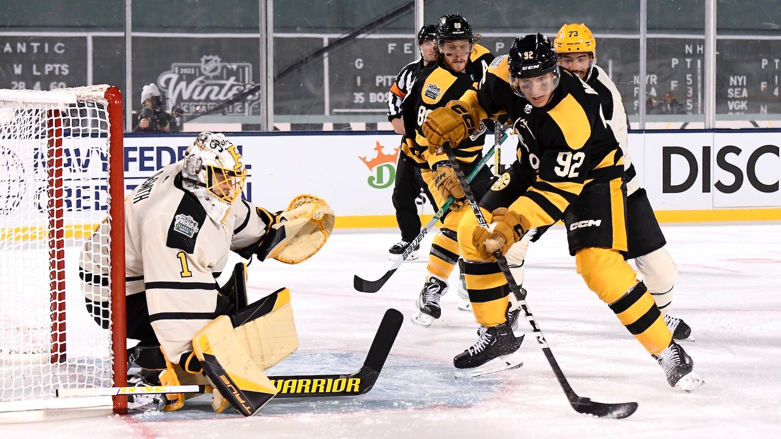 DeBrusk scores 2 in 3rd, Bruins beat Penguins in Winter Classic