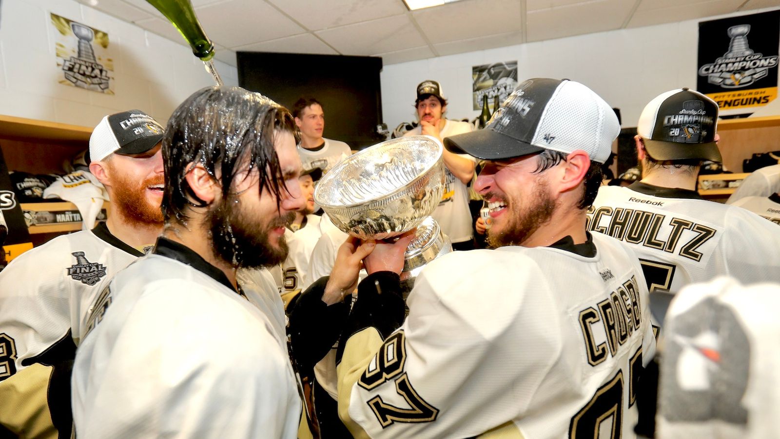 Pittsburgh Penguins win 2016 Stanley Cup