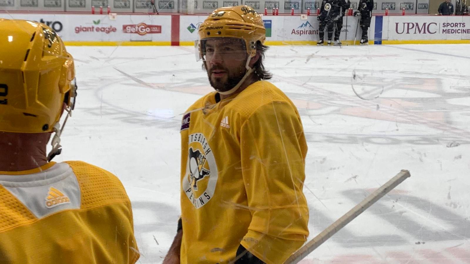 Penguins Kris Letang Provides Meals for Children & Families in Need