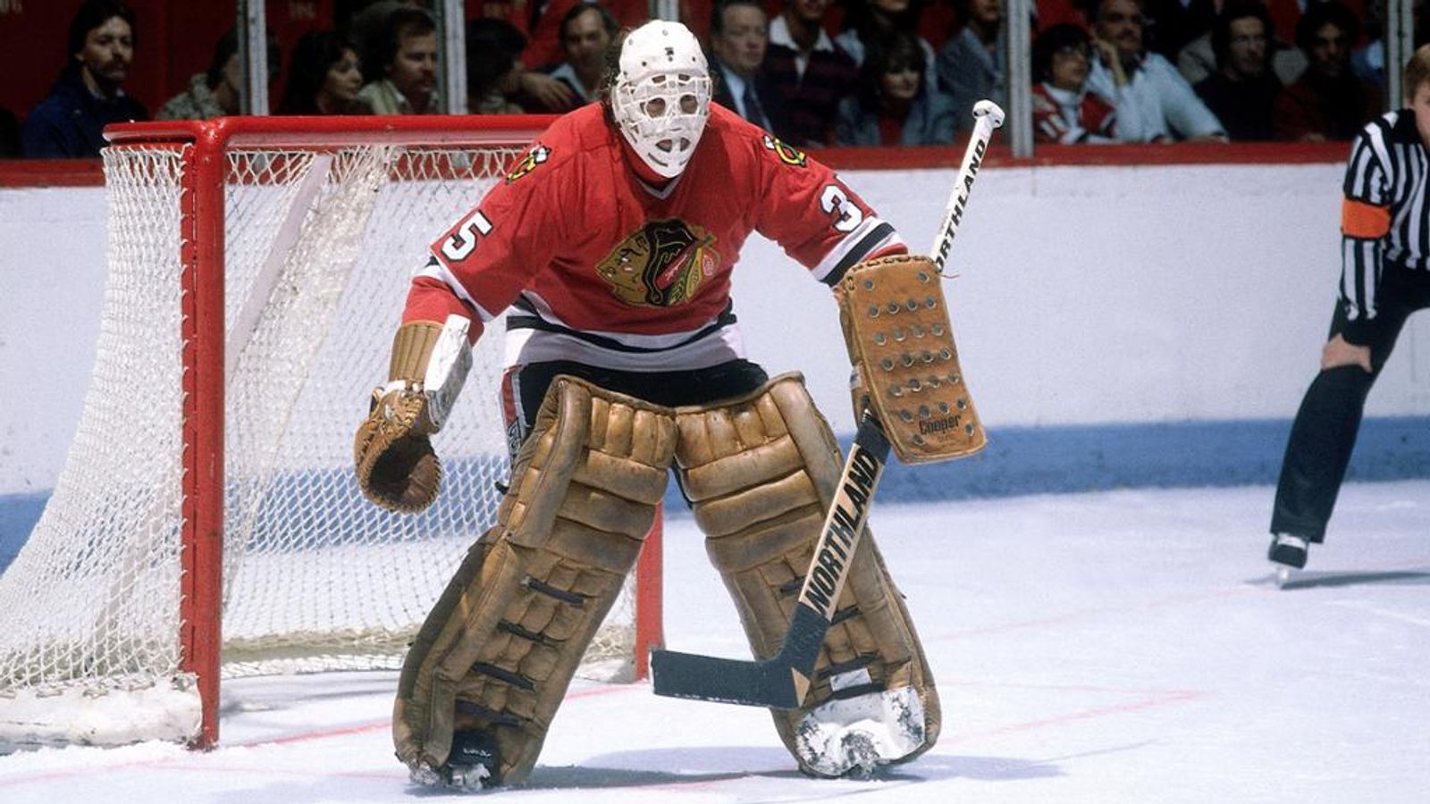 Blackhawks Hall of Fame goaltender Tony Esposito dies at 78