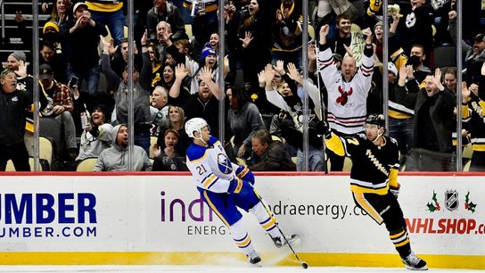 Carter segues from potential heel to hero in overtime win vs. Sabres taken at PPG Paints Arena (Penguins)