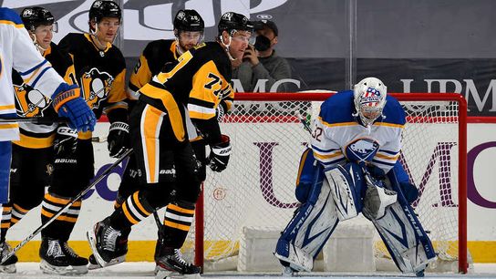 Carter goes on goal-scoring rampage in 8-4 romp taken at PPG Paints Arena (Penguins)