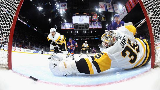 Crosby on what's needed: 'More of what we did in Game 3 than Game 4' taken in Uniondale, N.Y. (Penguins)