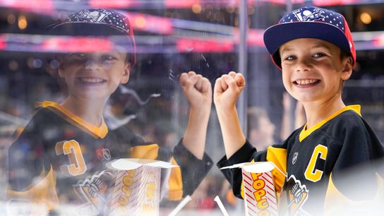 Penguins dominate overmatched Red Wings, 5-1 taken at PPG Paints Arena (Penguins)