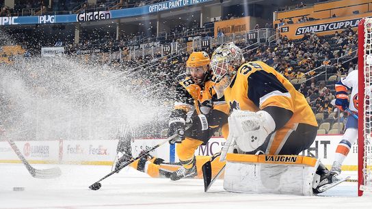 Jarry bounces back -- and brings Penguins with him taken at PPG Paints Arena (Penguins)