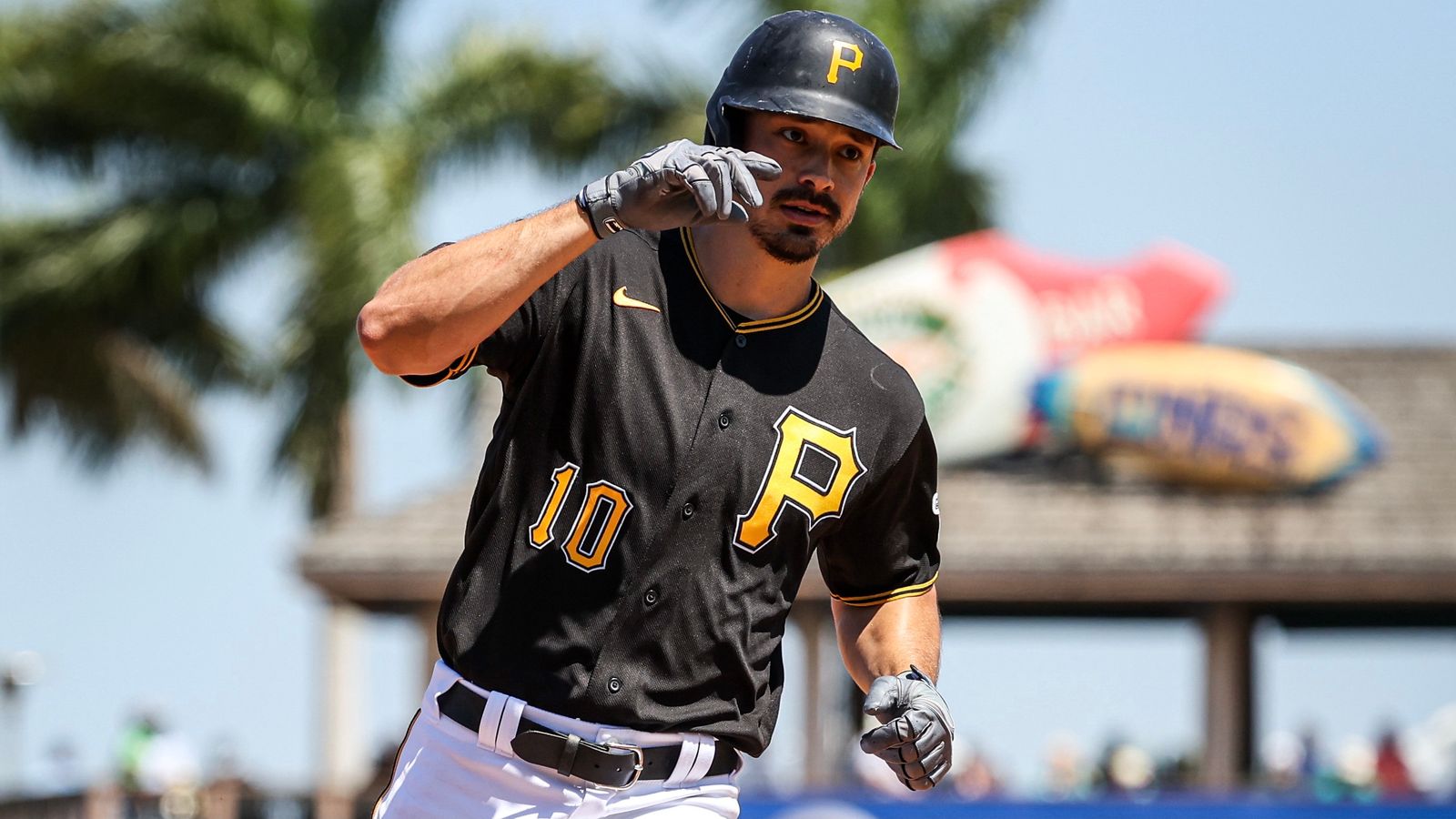 bryan reynolds bat