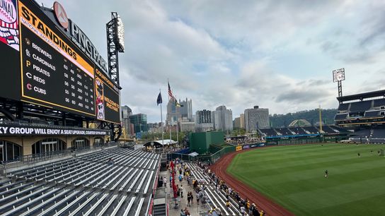 Today: Pirates vs Reds taken North Shore. Photo by JOSÉ NEGRON / DKPS