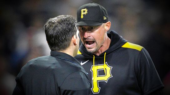 Padres 3, Pirates 2: Blown call, blown gaskets taken SAN DIEGO. Photo by GETTY