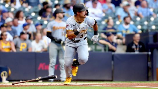 Pirates 5, Brewers 4: Bats, bullpen deliver second straight win taken Milwaukee. Photo by GETTY