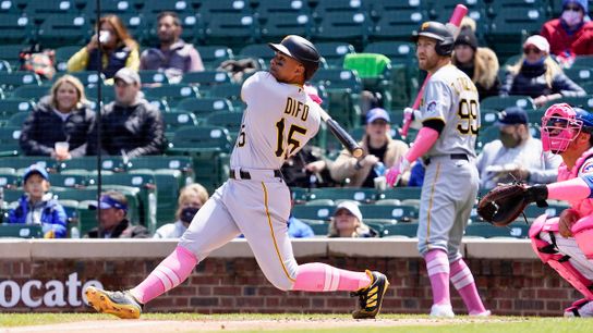 Bats pop to life with unlikely group taken in Chicago (Pirates)