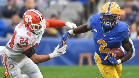 Final: Pitt 27, Clemson 17 taken at Heinz Field (Live coverage)