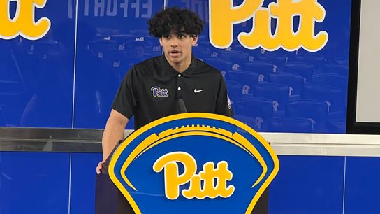 Pitt quietly attracting football recruits with Ivy League potential in classroom taken on the South Side (Pitt)
