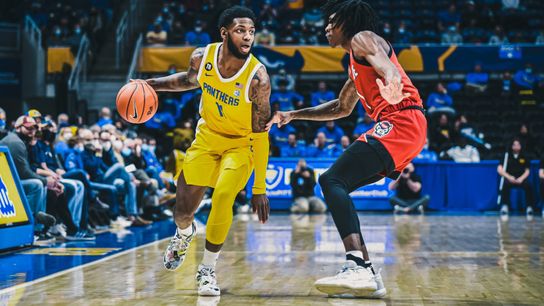 Final: Pitt 71, N.C. State 69 taken at Petersen Events Center (Live coverage)