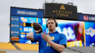 Final: Blue 17, Gold 14 taken on the North Shore (Live coverage). Photo by PITT ATHLETICS