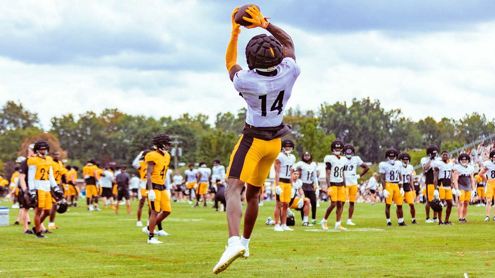 Steelers camp report: The George Pickens hype continues to grow