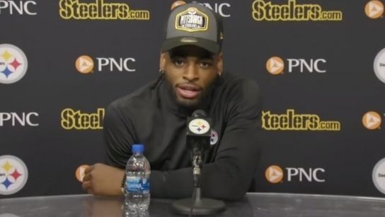 Harris upon arrival: 'I'm just glad I'm a Steeler' taken on the South Side (Steelers)