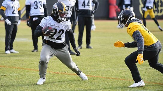 Harris keeps grinding, leaving frustration and defenders in his wake taken on the South Side (Steelers)