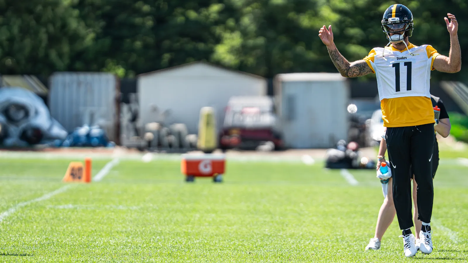 Michael Pittman side steps during the stretching period Thursday afternoon on the South Side - GREG MACAFEE / DKPS
