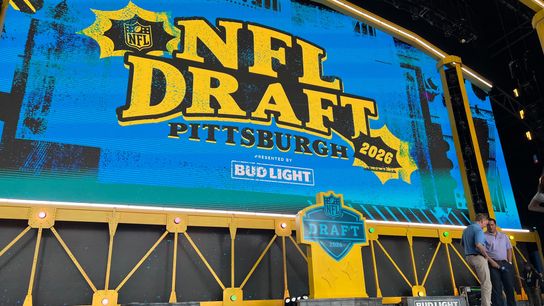 LIVE: NFL Draft, Round 1 taken Pittsburgh. Photo by CHRIS HALICKE / DKPS