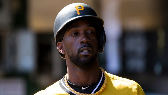 Huntington: Pirates 'not necessarily' going to trade Cutch, Harrison taken at Highmark Stadium (Pirates)