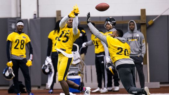Burns back for Steelers after ‘scary’ issue Wednesday taken at Rooney Sports Complex (Steelers)