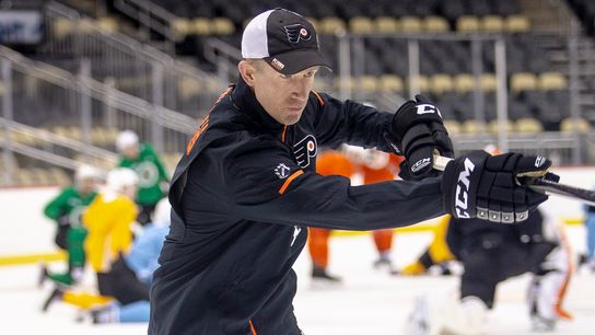 Flyers fire Hakstol, promote AHL coach taken at Highmark Stadium (Penguins)