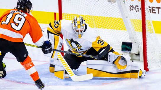 Murray's superb start silences Flyers, critics taken in Philadelphia (Courtesy of Point Park University)