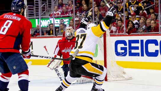 Kovacevic: Let narratives ring, fans sing, but all that room was a beautiful thing taken in Washington (Penguins)