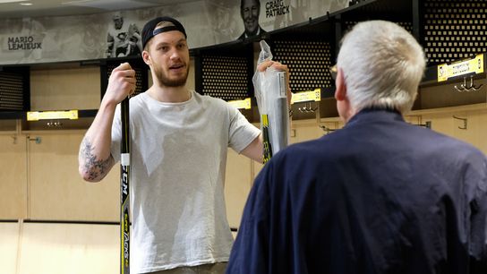 Penguins embracing break through retreats taken in Las Vegas (Courtesy of Point Park University)
