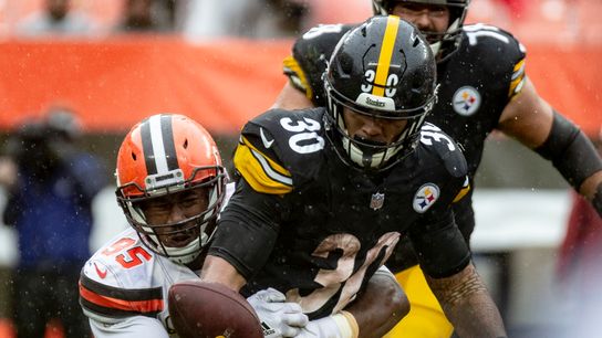 Lolley's 10 Thoughts: Just gave this one away taken in Cleveland (Steelers)