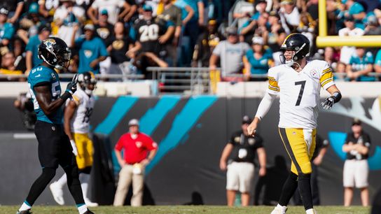 Lolley's 10 Thoughts: Noisy Jaguars a one-shot? taken in Jacksonville, Fla. (Steelers)