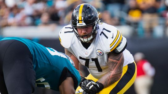 Tomlin declares open competition at right tackle taken in Phoenix (Steelers)