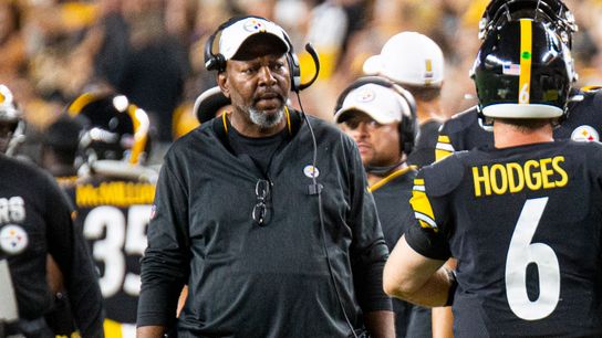 Family of Darryl Drake thanks well-wishers taken in Latrobe, Pa. (Steelers)