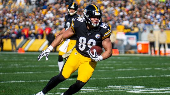 Big game could be in Cards for tight ends ☕ taken at Rooney Complex (Steelers)