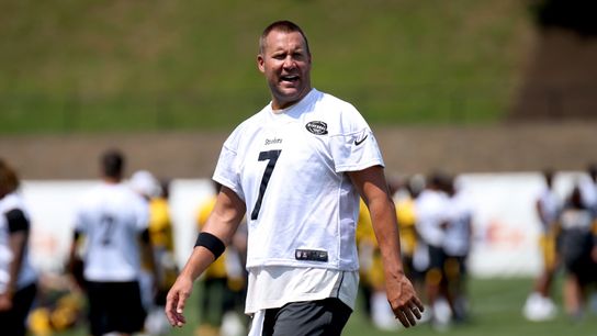 Roethlisberger says AB chemistry was rare, but 2019 can top it taken in Latrobe, Pa. (Steelers)