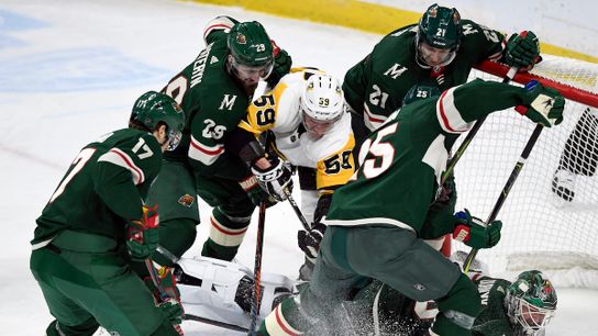 DeSmith, Murray fuel surging Penguins’ fire taken in St. Paul, Minn. (Courtesy of Point Park University)