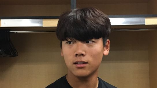 Teenage shortstop Bae makes Grapefruit League debut taken in Bradenton, Fla. (Pirates)